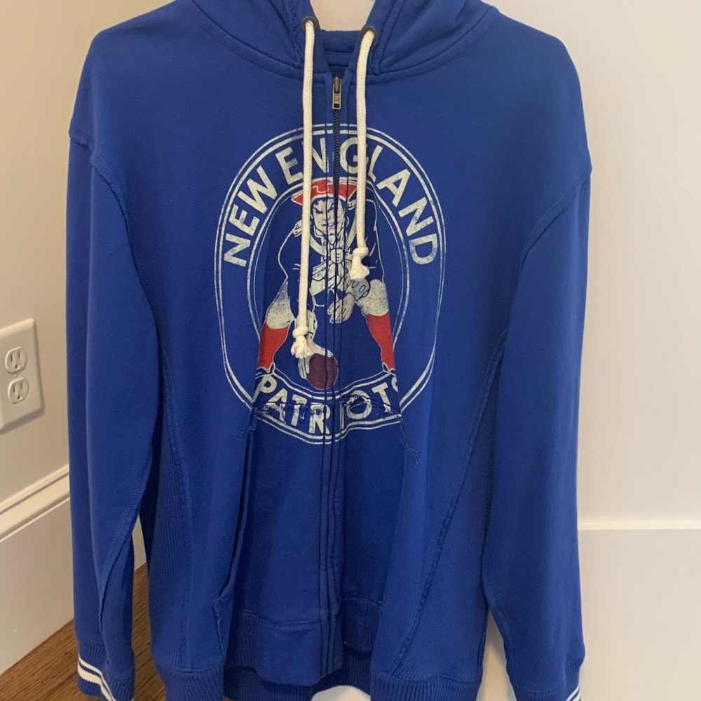 Mitchell & Ness Patriots Throwback Hoodie - L